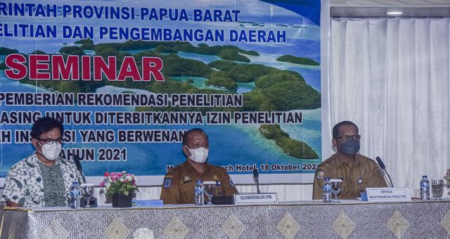 Balitbangda Papua Barat Gelar Seminar Fasilitasi Pemberian Rekomendasi   Penelitian Bagi Warga Negara Asing